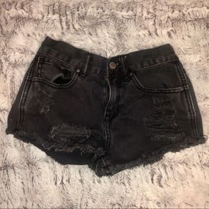 Bullhead/Pacsun Black High Rise Shorts (23)